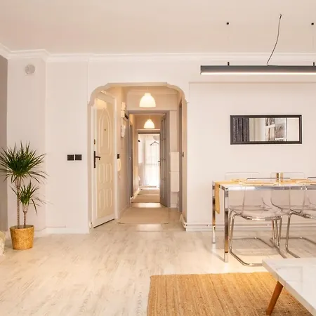 Διαμέρισμα Gorgeous Flat With Balcony In Konak *