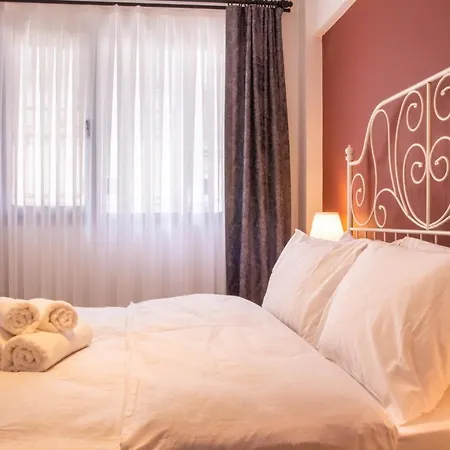 Διαμέρισμα Gorgeous Flat With Balcony In Konak Σμύρνη